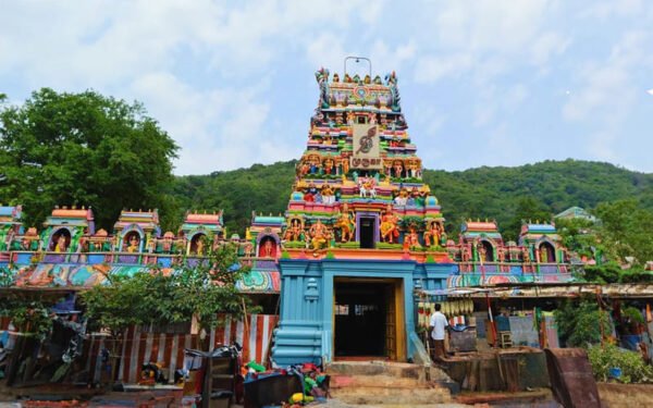 Aarupadai Veedu Tour Package - Image 3